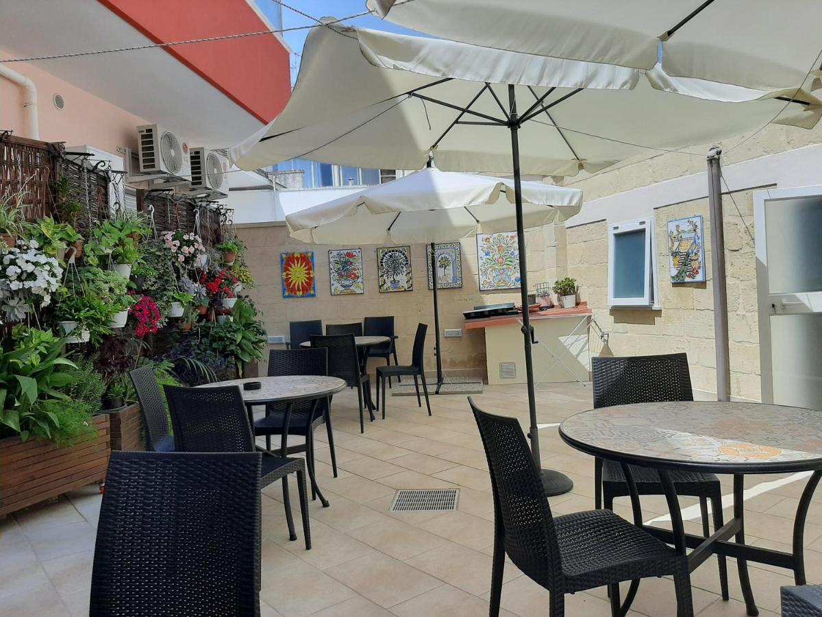 B&B Rita, Nel Cuore Del Salento Cavallino di Lecce Exteriör bild